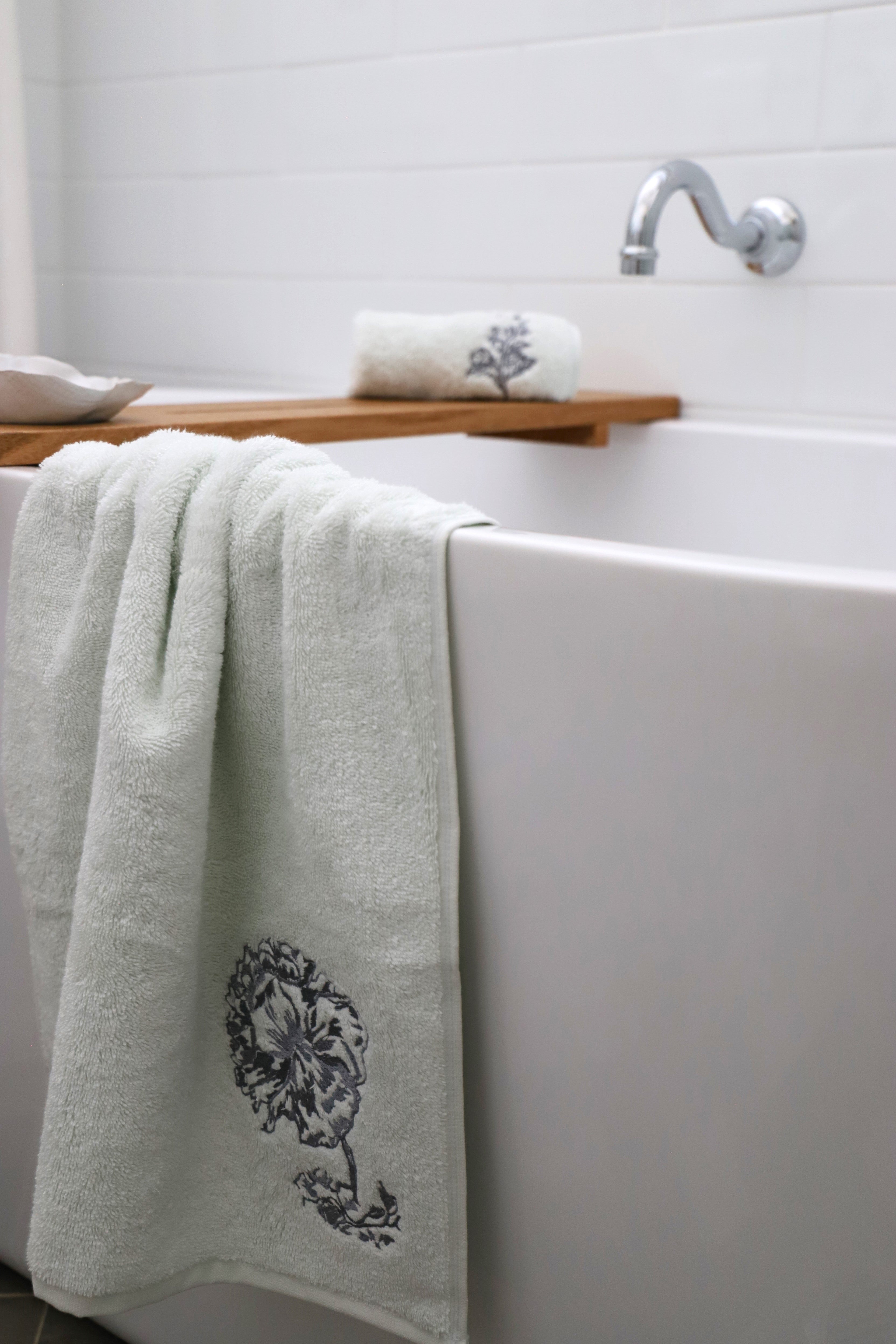 Adeline Calme Hand Towel - Syra Kalyva